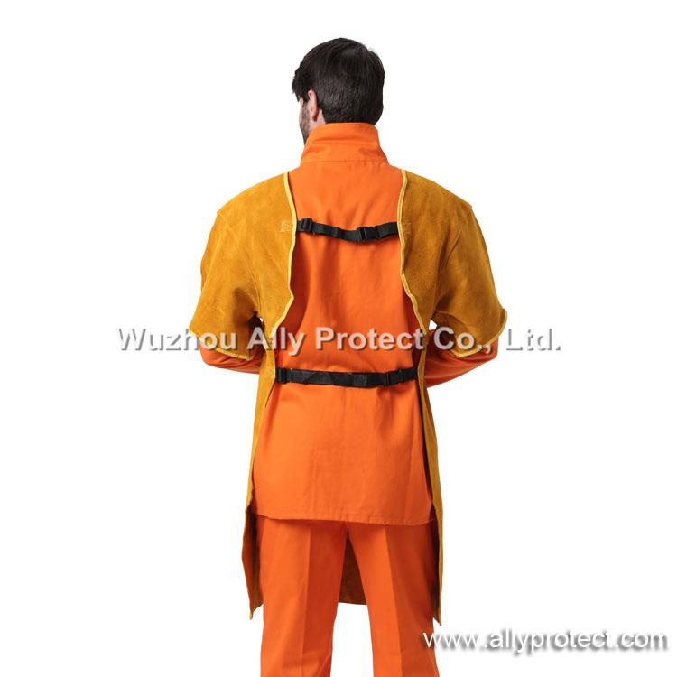 AP-6102 Golden Leather Short-sleeves Bib Apron